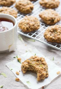 zucchini-bread-quinoa-breakfast-cookies-72